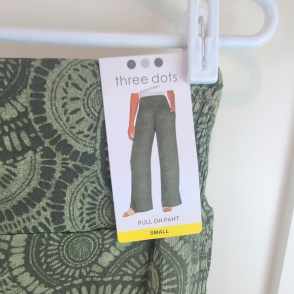 NWT ☆ Three Dots Green 'Woodland Mosaic' Pull-On Pants Small - Picture 13 of 13